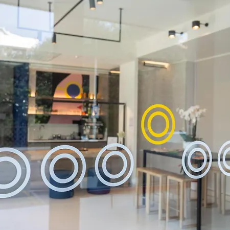 App Sea View 4* Riccione