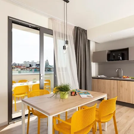 App Sea View Hotel apartamentowy Riccione