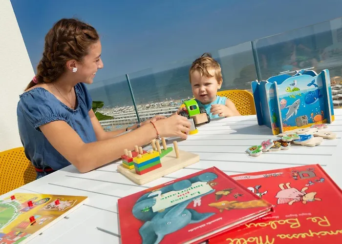 מלון דירות App Sea View ריצ'יונה