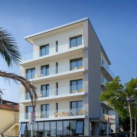 Apartahotel App Sea View