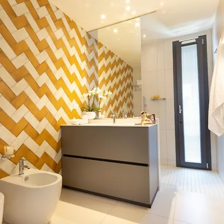 App Sea View Aparthotel 4*