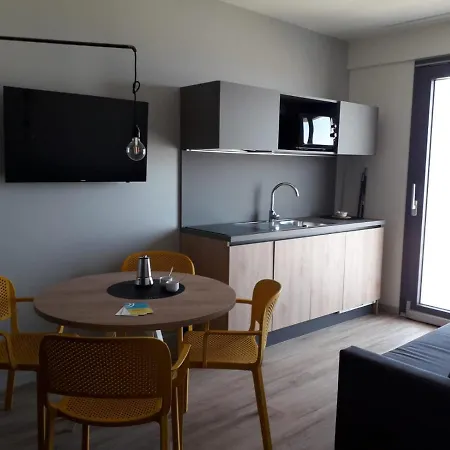 App Sea View 4* Riccione